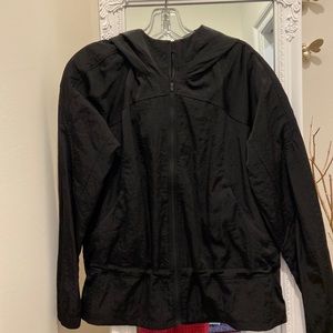 Lululemon hooded jacket water resistant